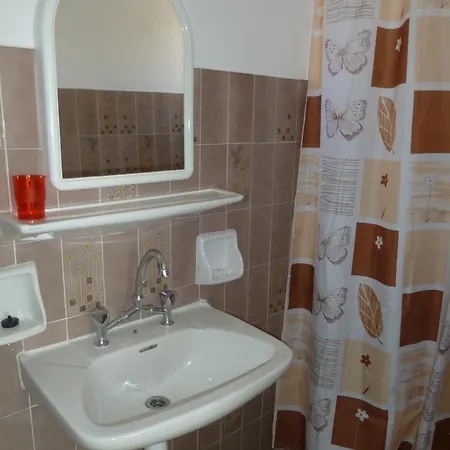 Apartament Four Seasons & Ios